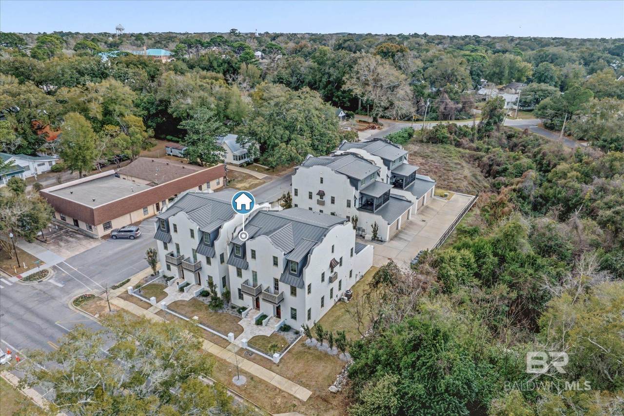 72 Fairhope Avenue - Photo 1