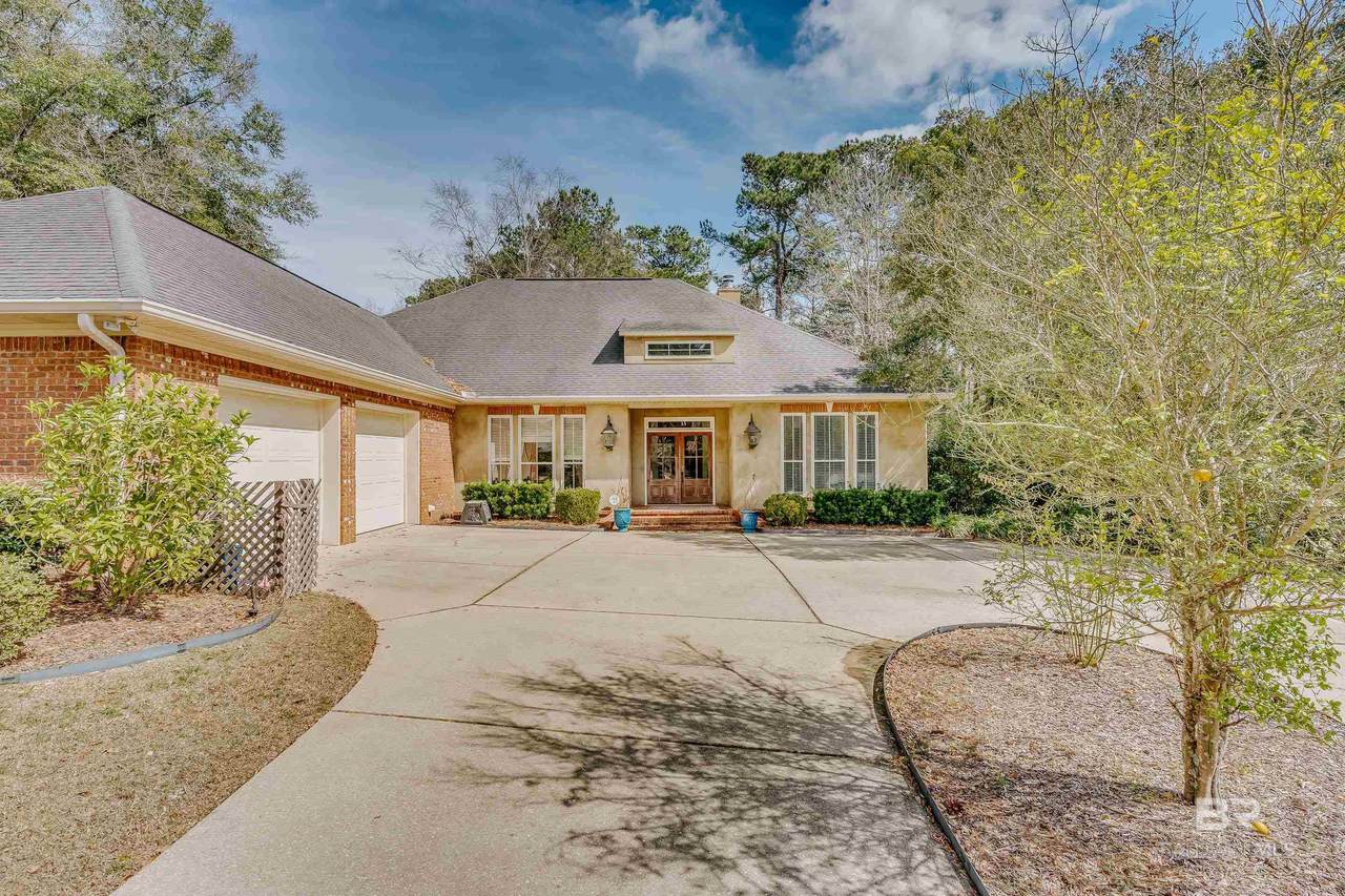 109 Pebble Court - Photo 1