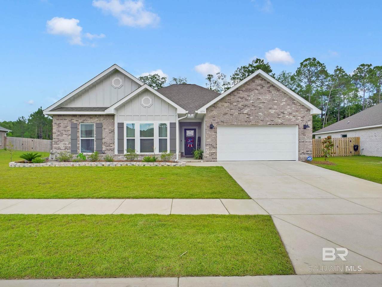 1179 Pencarro Boulevard - Photo 1
