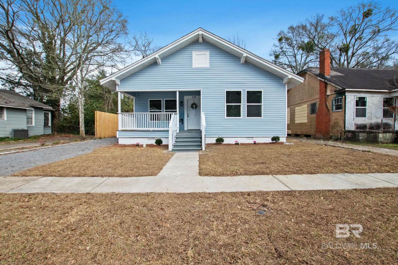 128 Bush Avenue - Photo 1