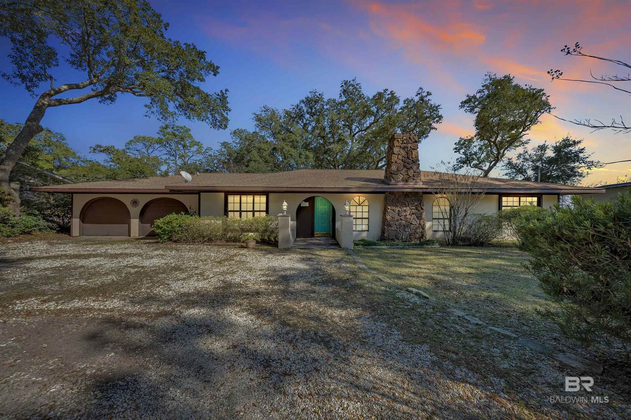 9462 Bay View Drive - Photo 1