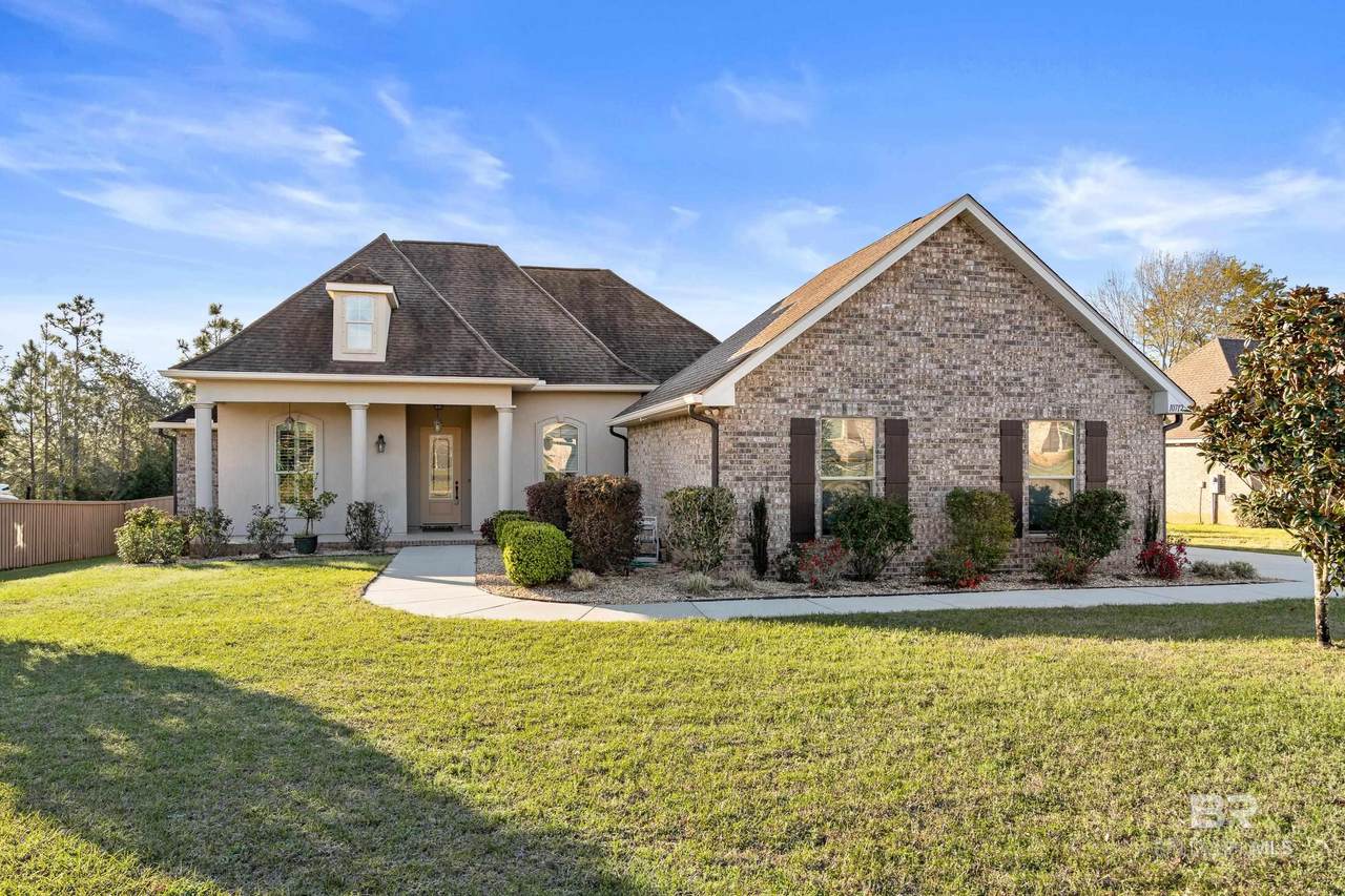 10712 Cresthaven Drive - Photo 1