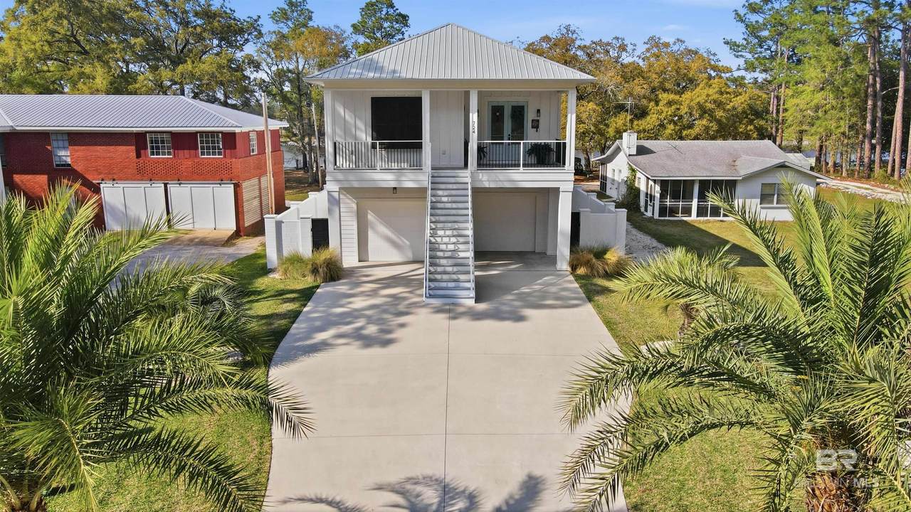 724 Canal Drive - Photo 1