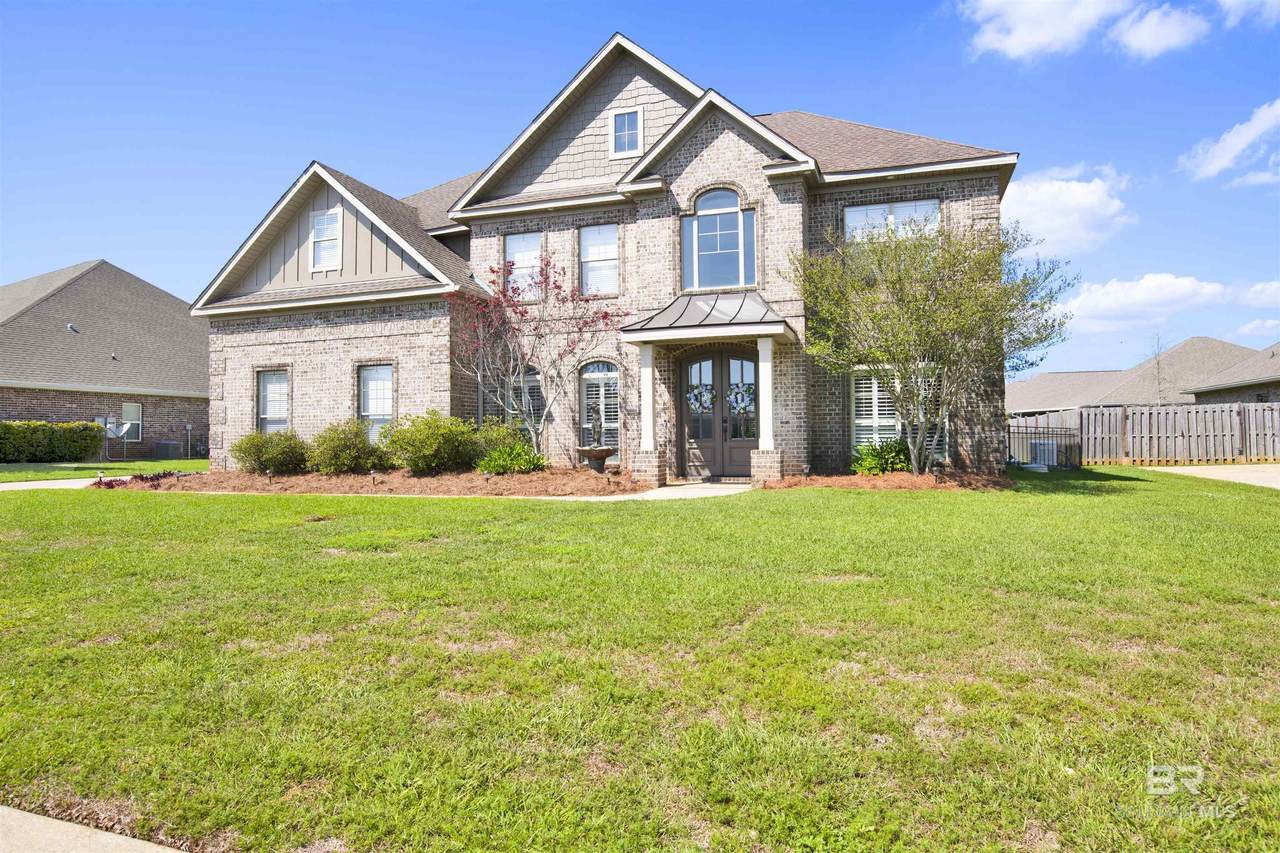 9807 Bellaton Avenue - Photo 1