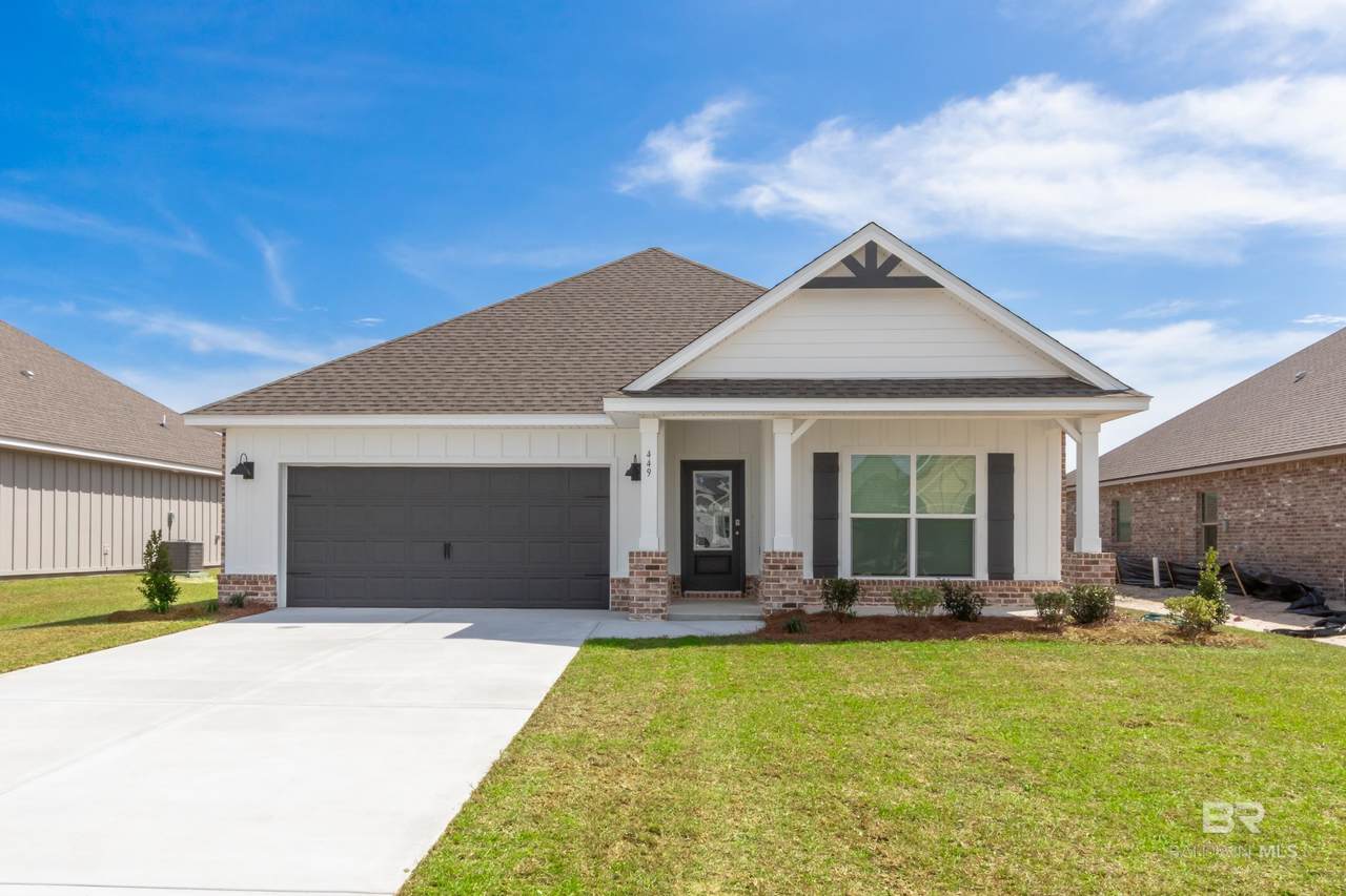 449 Parkerman Avenue - Photo 1