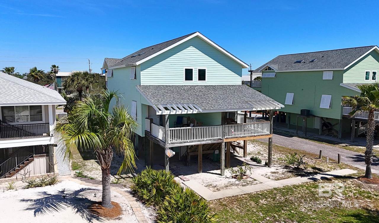 1235 Lagoon Avenue - Photo 1