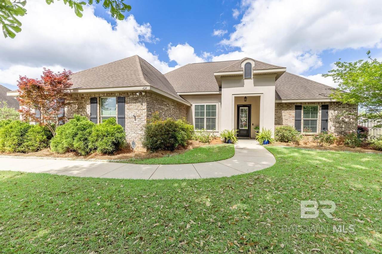 424 Breckin Drive - Photo 1