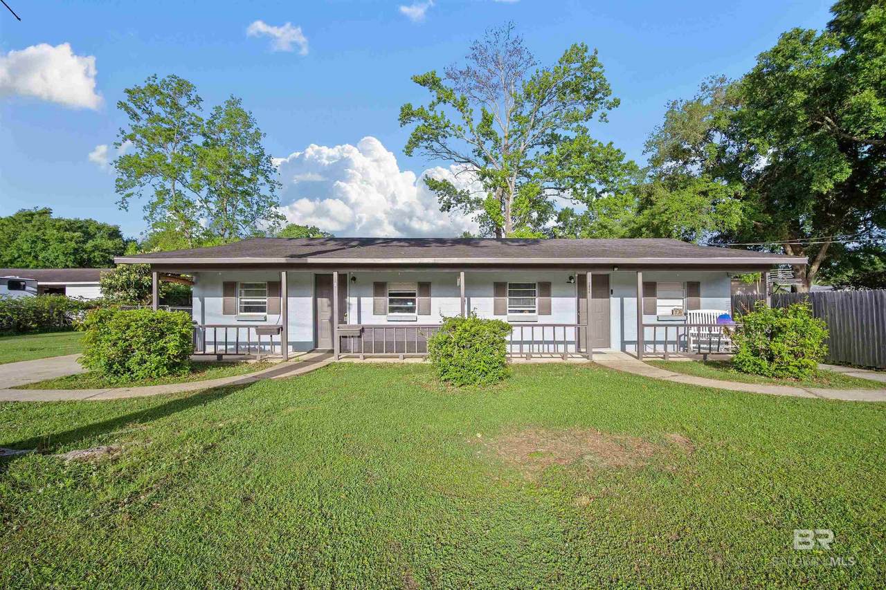 9032 Ingleside Avenue - Photo 1