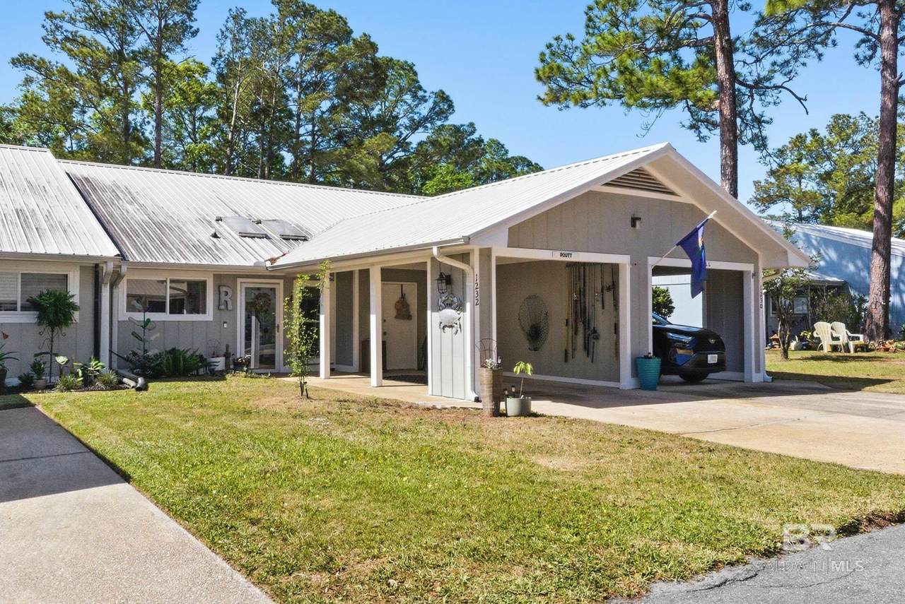1232 Hummingbird Lane - Photo 1