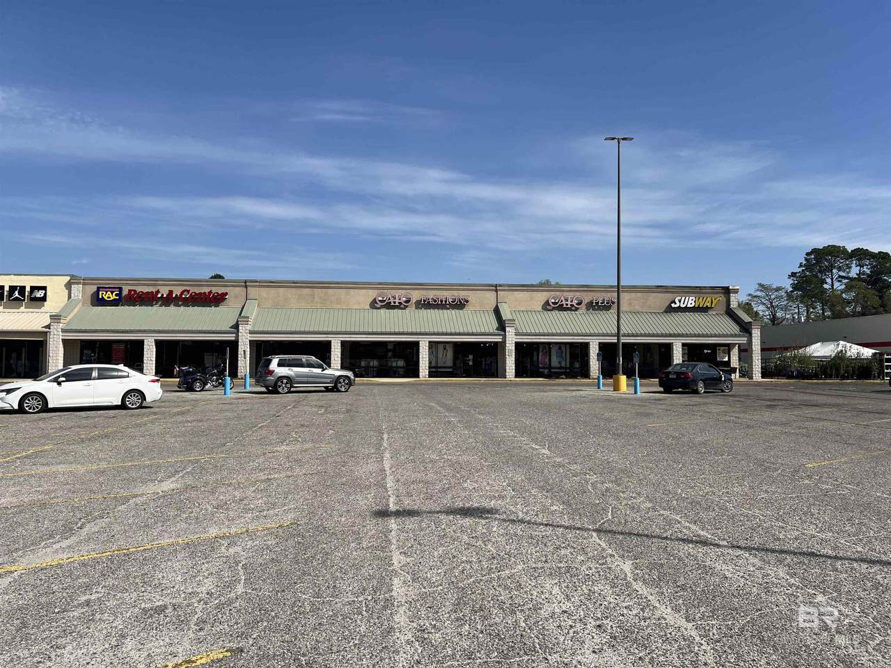 150 Lindberg Avenue - Photo 1