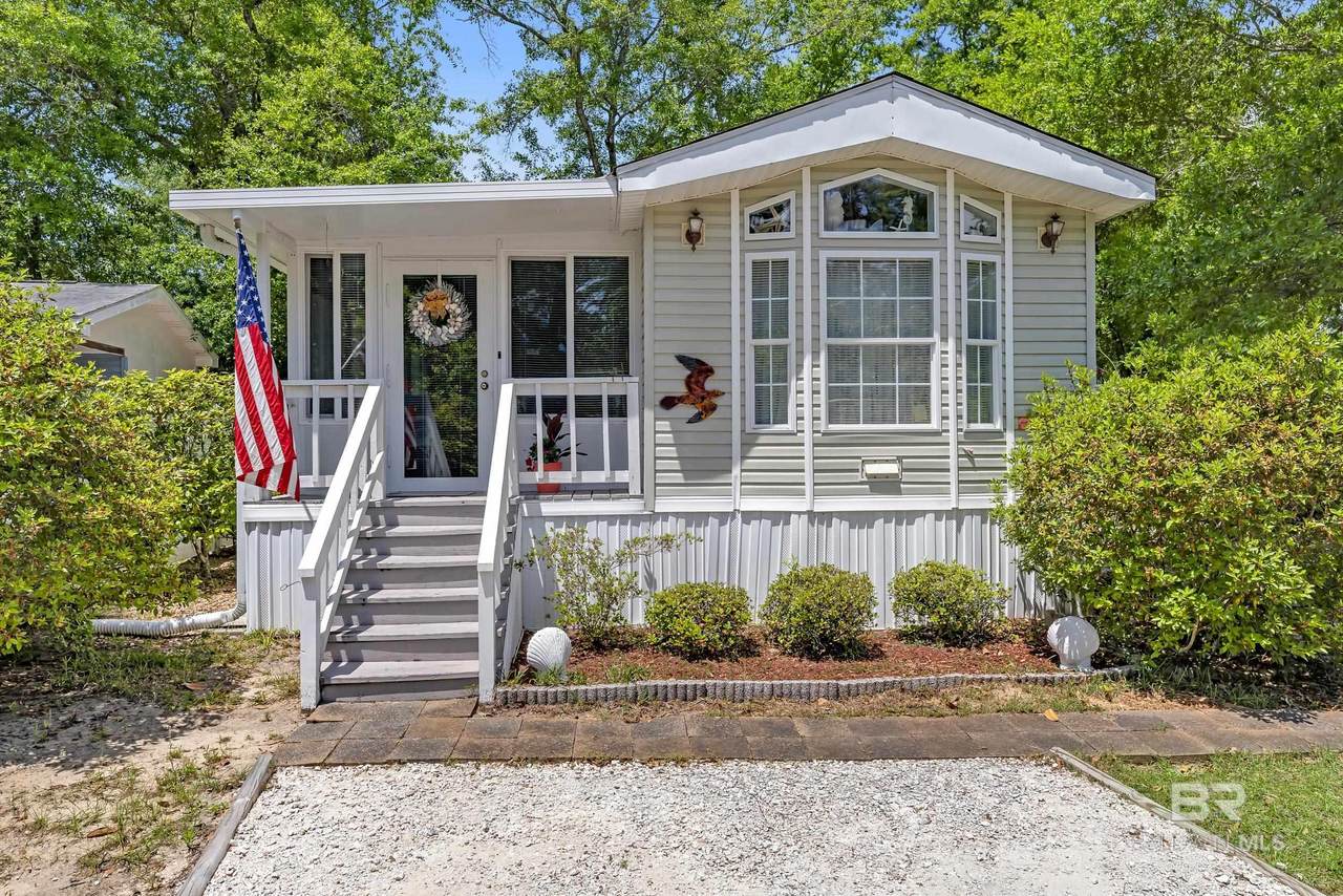 616 Escambia Loop - Photo 1