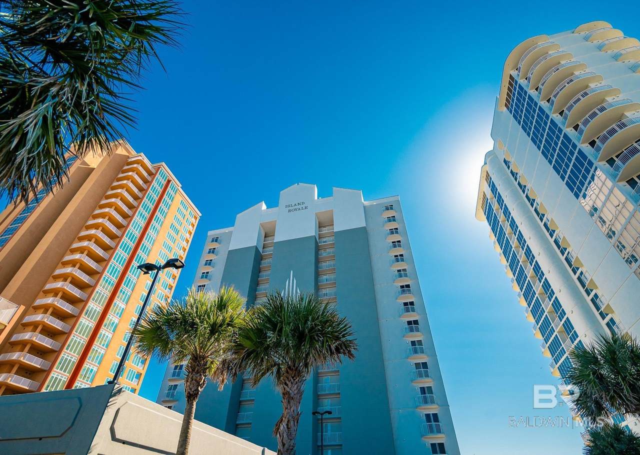 809 Beach Boulevard - Photo 1