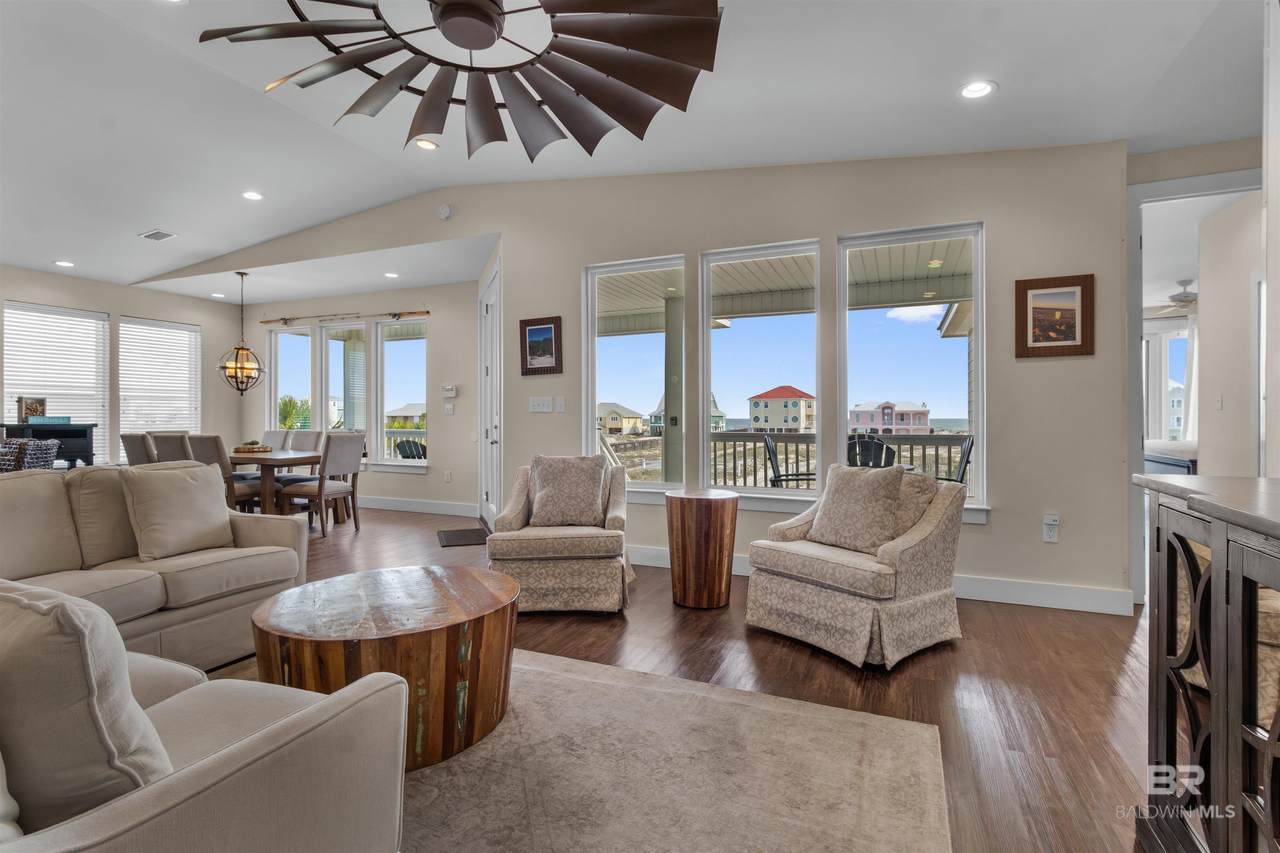 https://bt-photos.global.ssl.fastly.net/baldwin/1280_boomver_1_396194-2.jpg