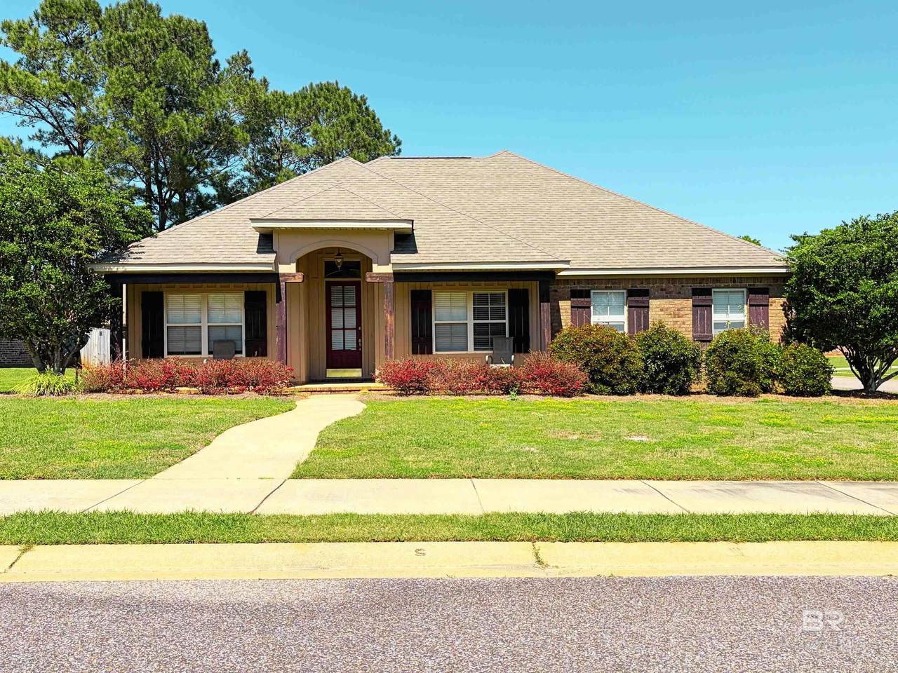20777 Southwood Street - Photo 1