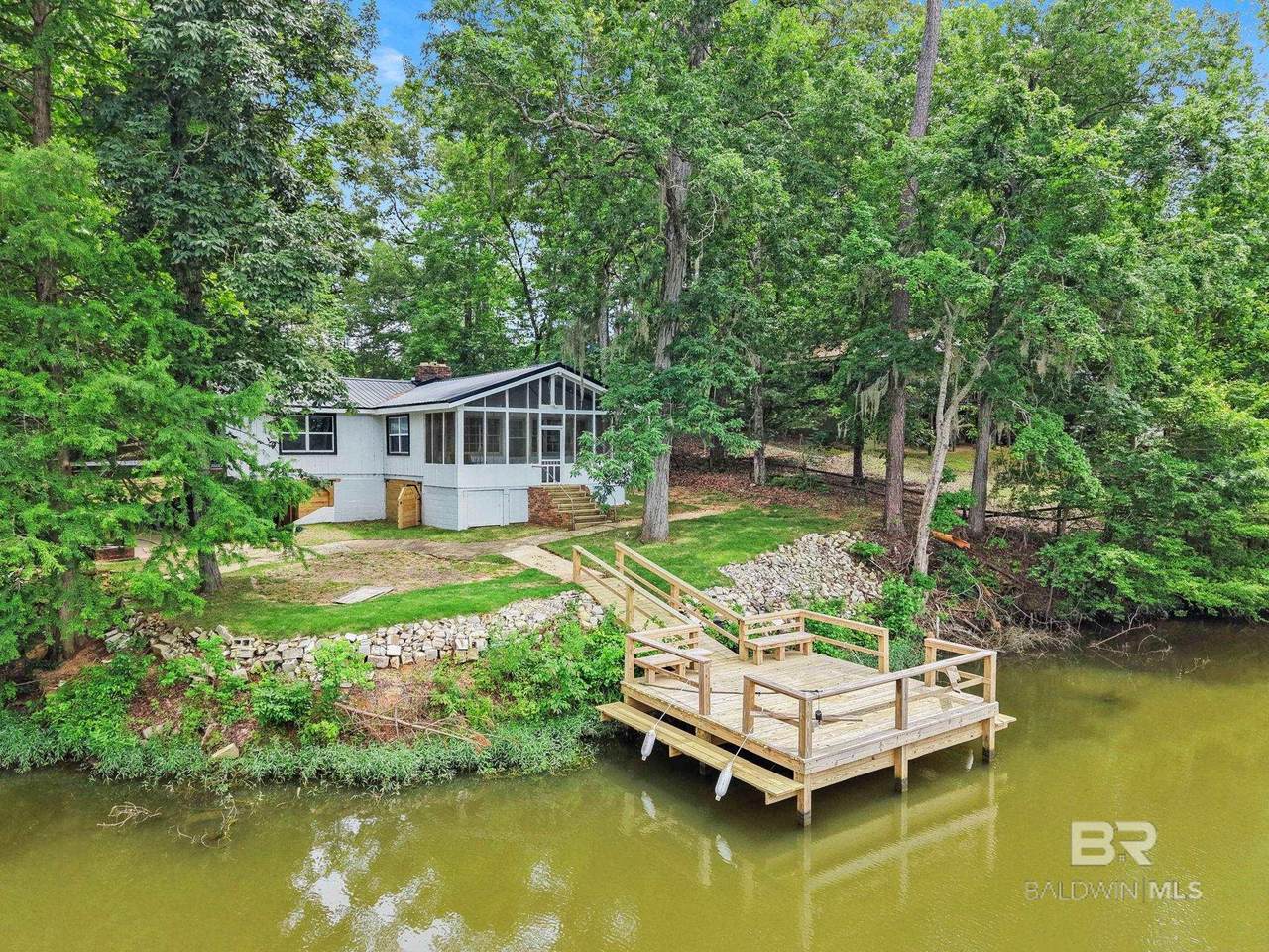 165 Lake Drive - Photo 1