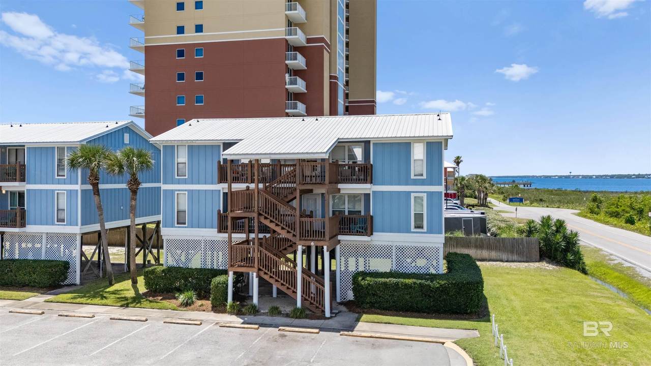 1500 West Beach Boulevard - Photo 1