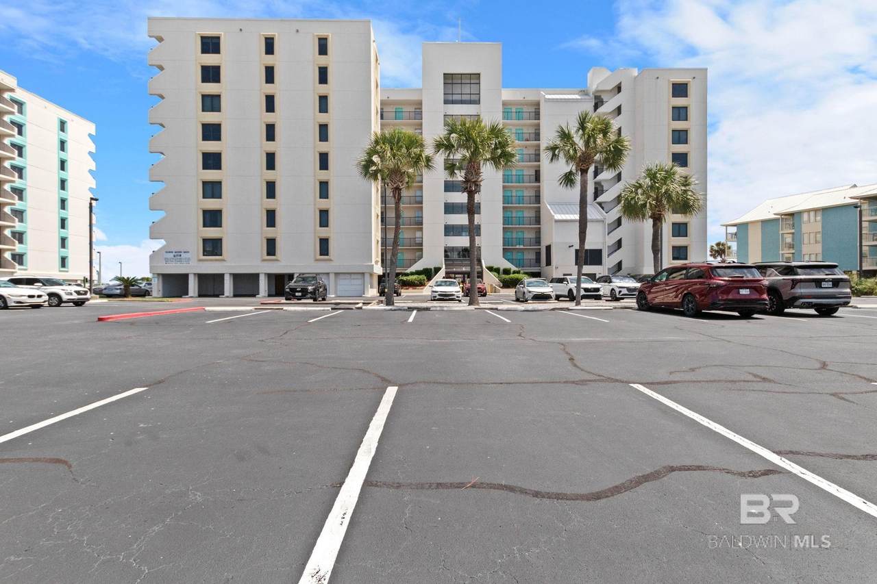 407 Beach Boulevard - Photo 1