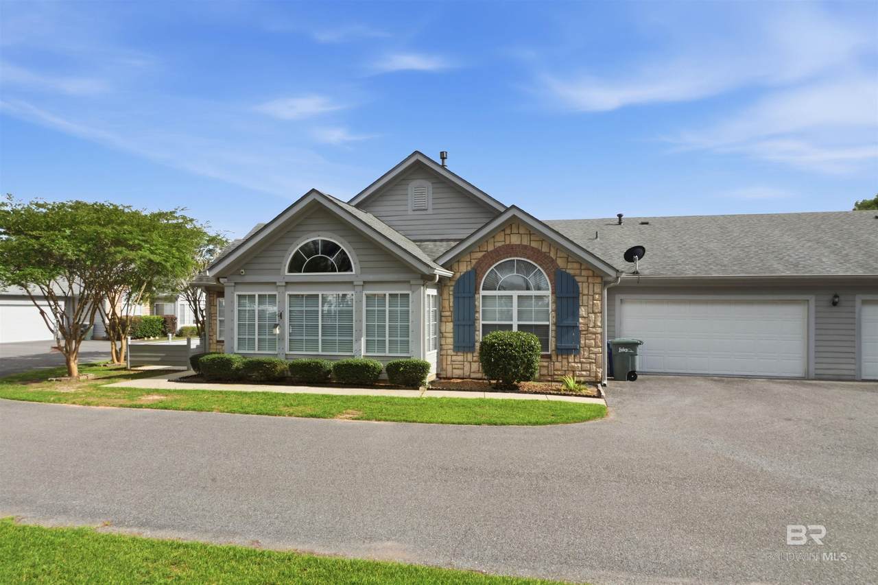 1004 Wyld Palms Drive - Photo 1