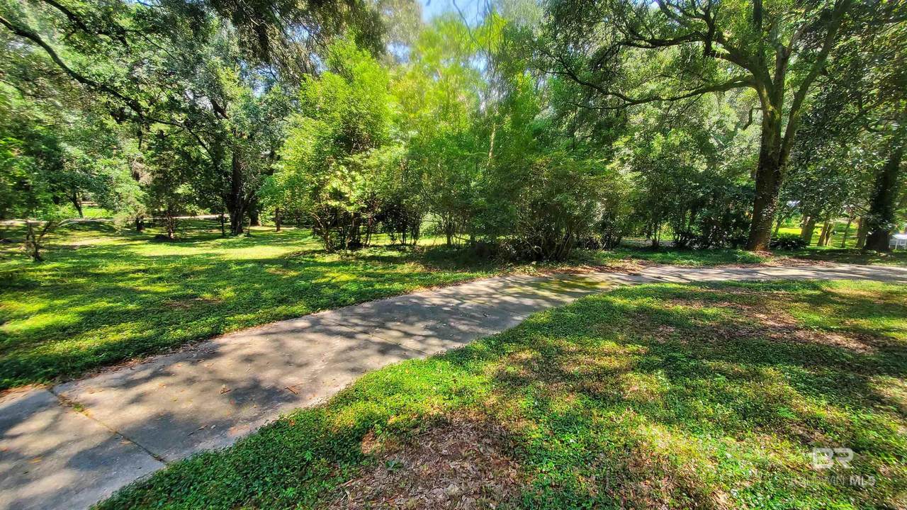 21310 Rolling Oaks Drive - Photo 1