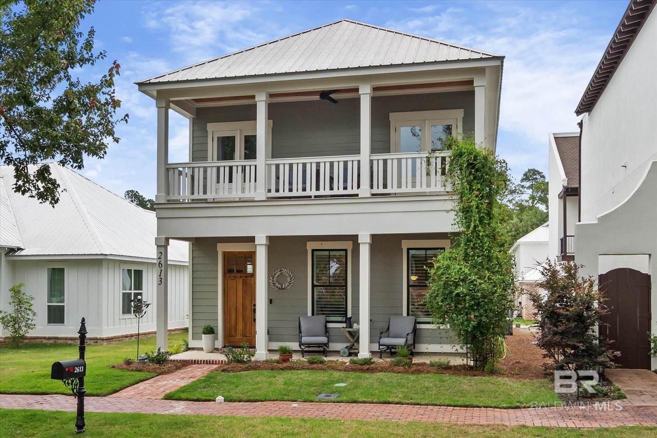 2613 Serigny Street - Photo 1