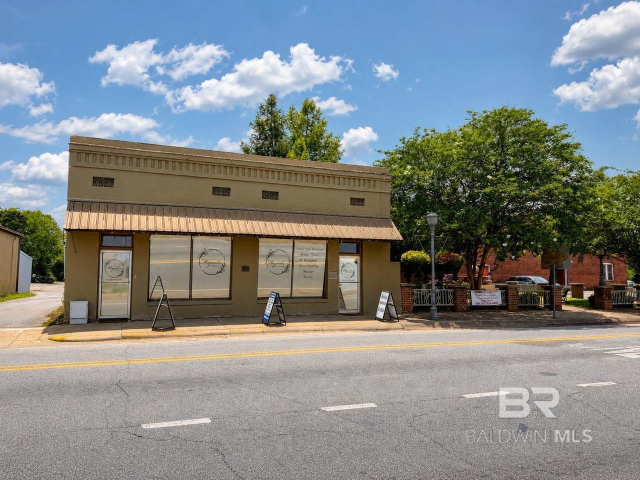 118 Mildred Street - Photo 1