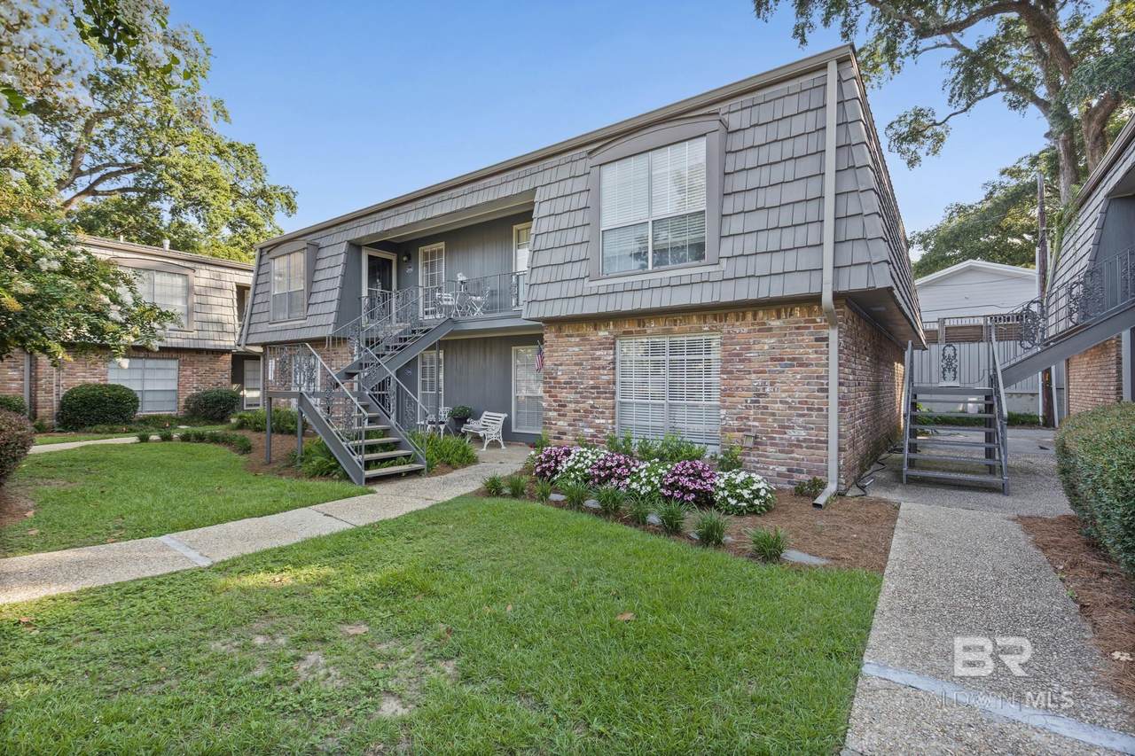 207 Mobile Street - Photo 1