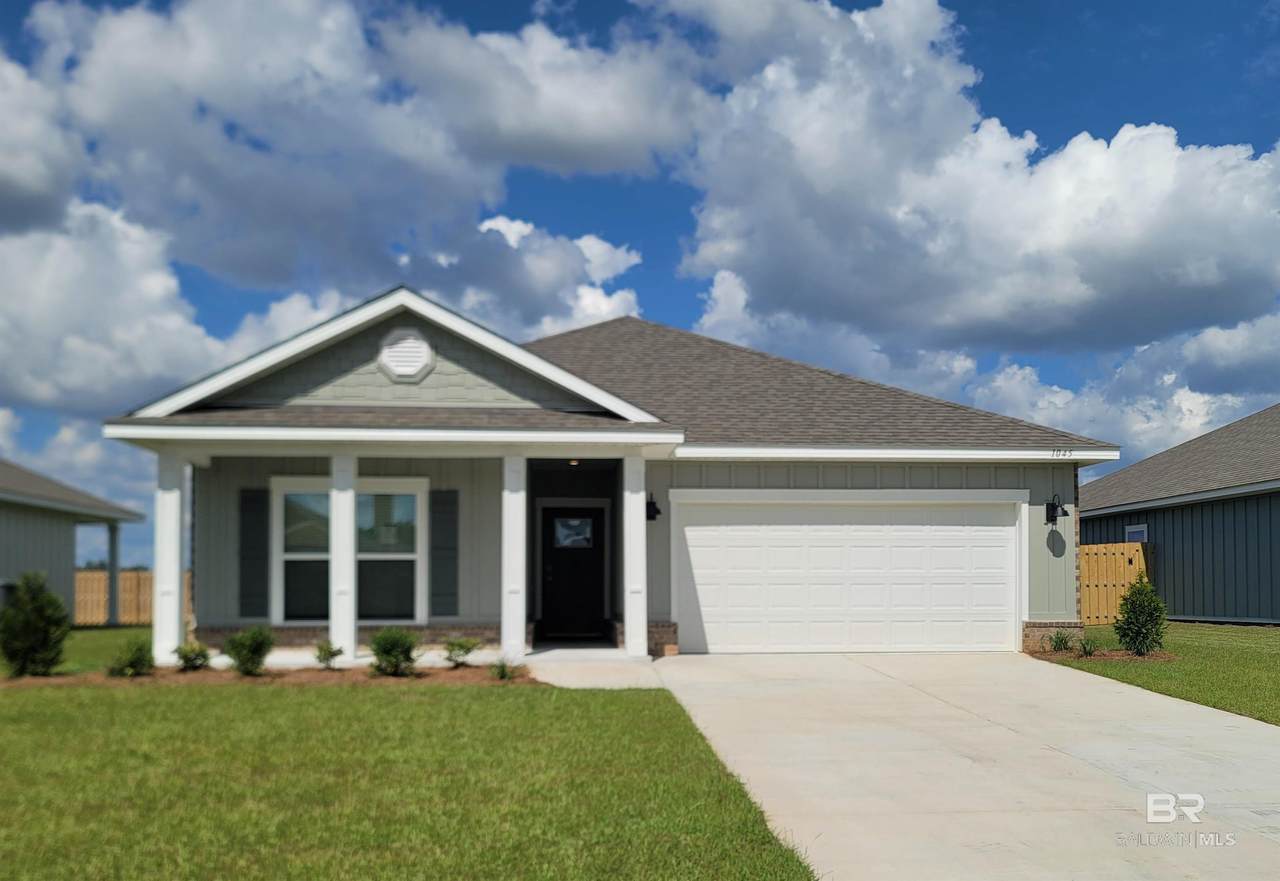 1045 Hayward Loop - Photo 1