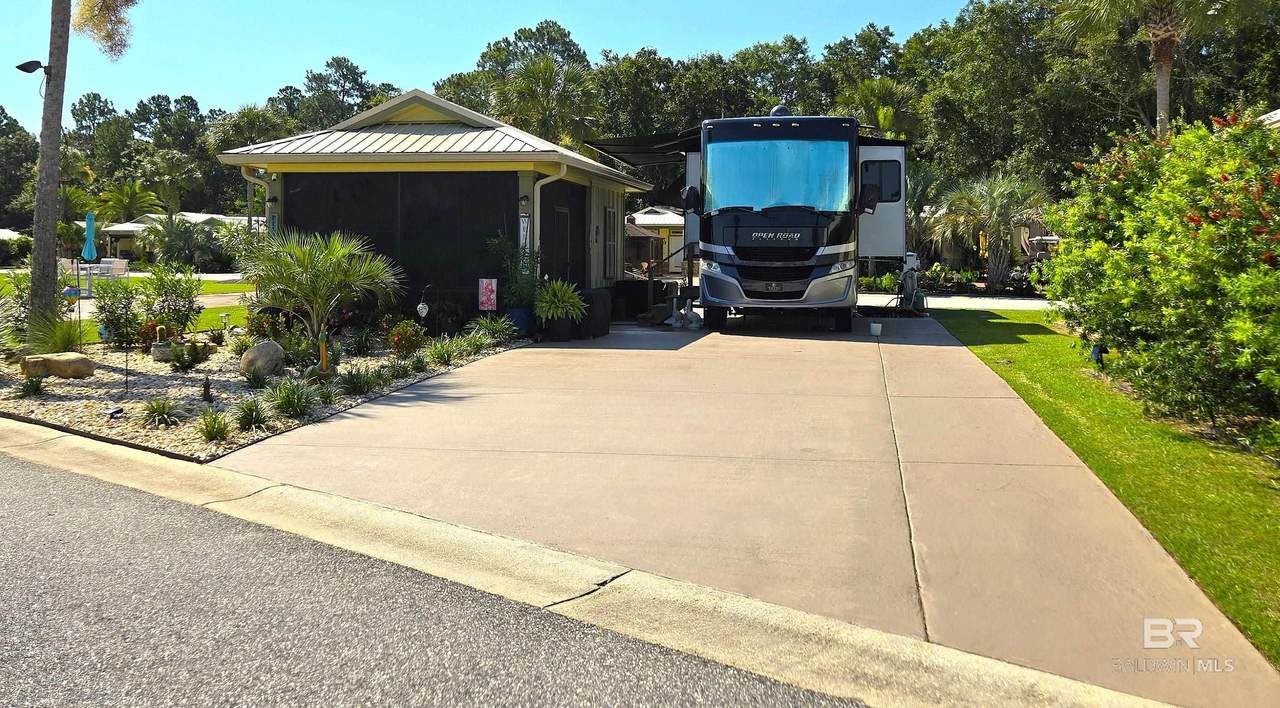 453 Portofino Loop - Photo 1