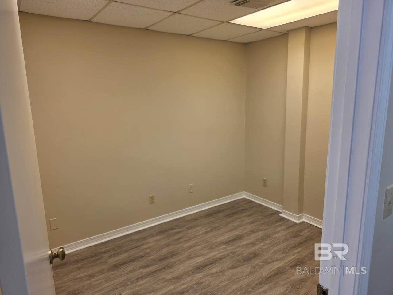 102 Fairhope Avenue - Photo 1