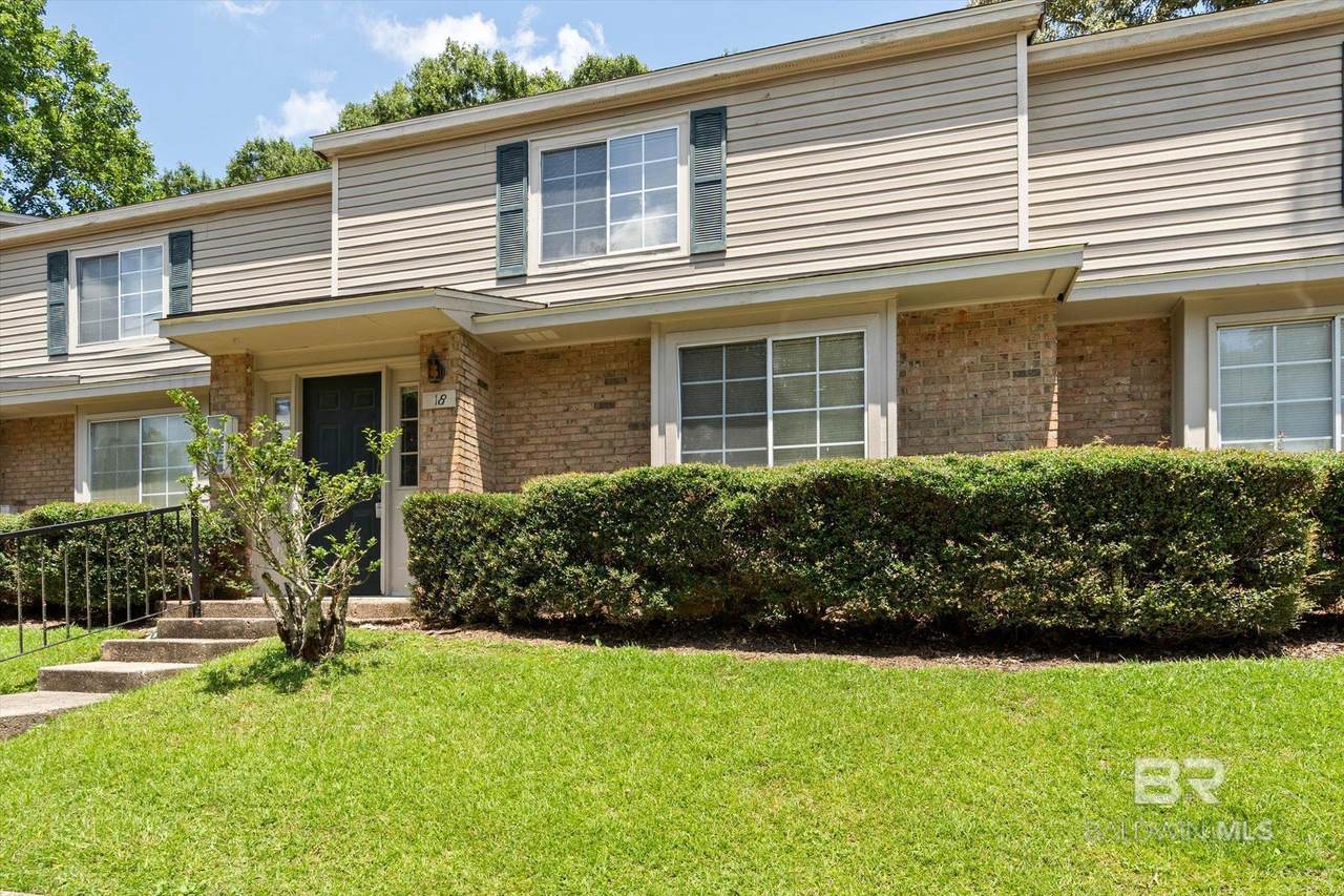 6701 Dickens Ferry Road - Photo 1