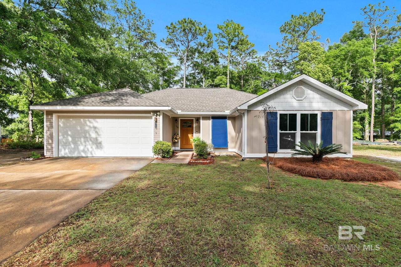 104 Chatam Loop - Photo 1