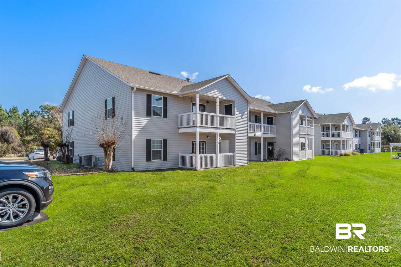 6194 St Hwy 59 - Photo 1