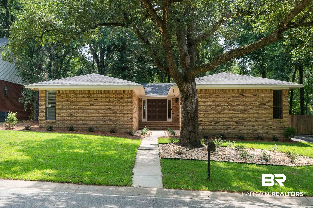 599 Ridgewood Drive - Photo 1