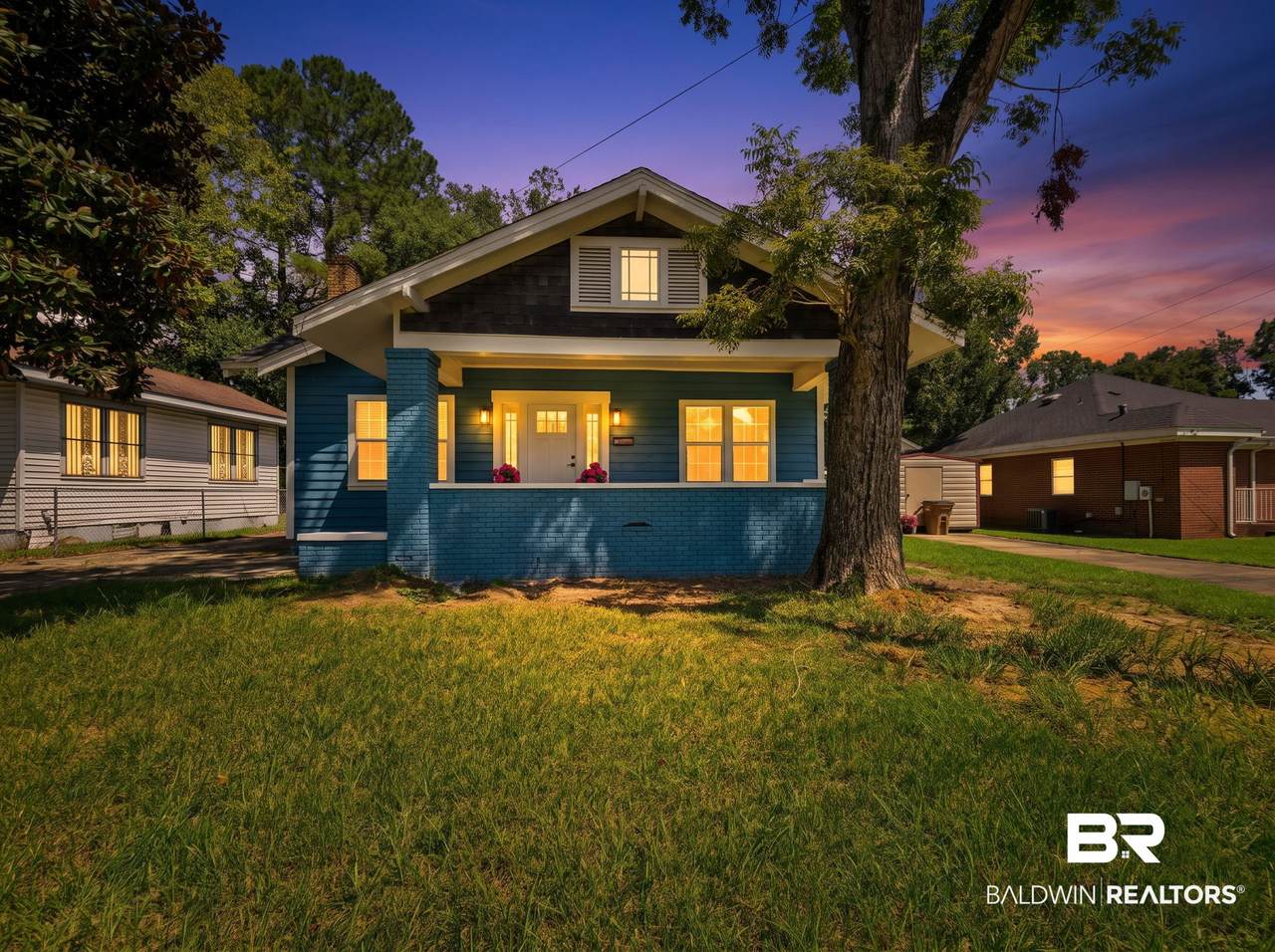 202 Lafayette St - Photo 1