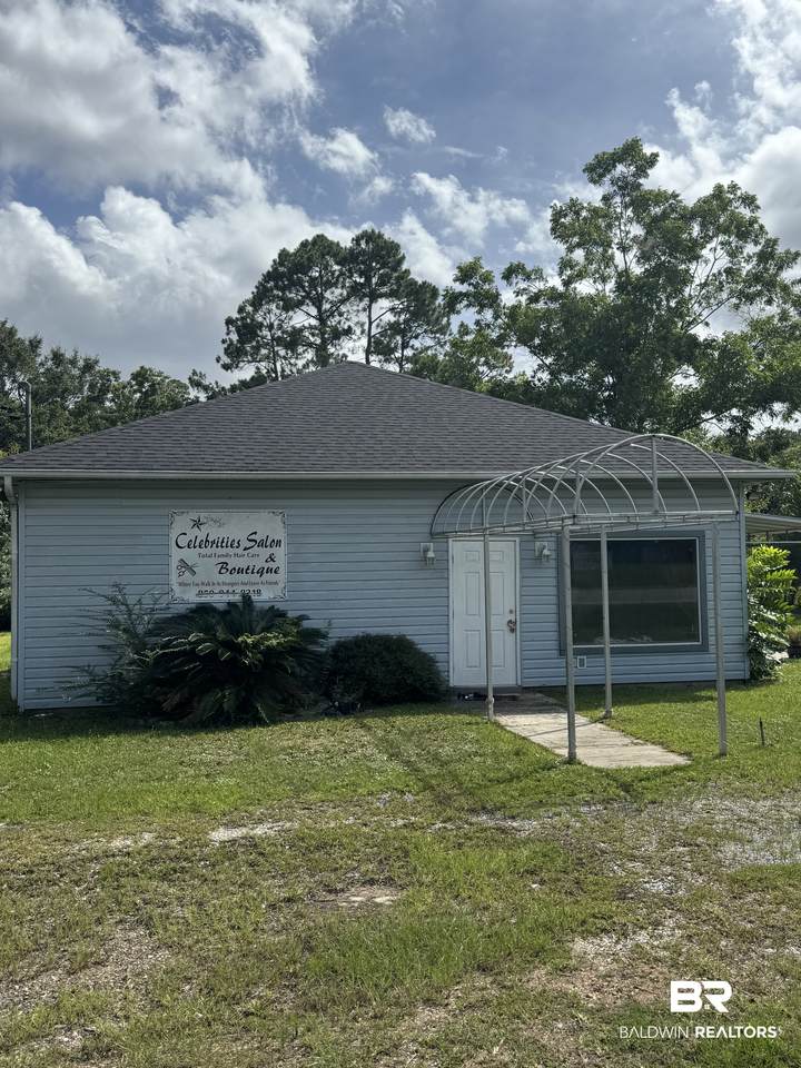 7115 Mobile Hwy - Photo 1