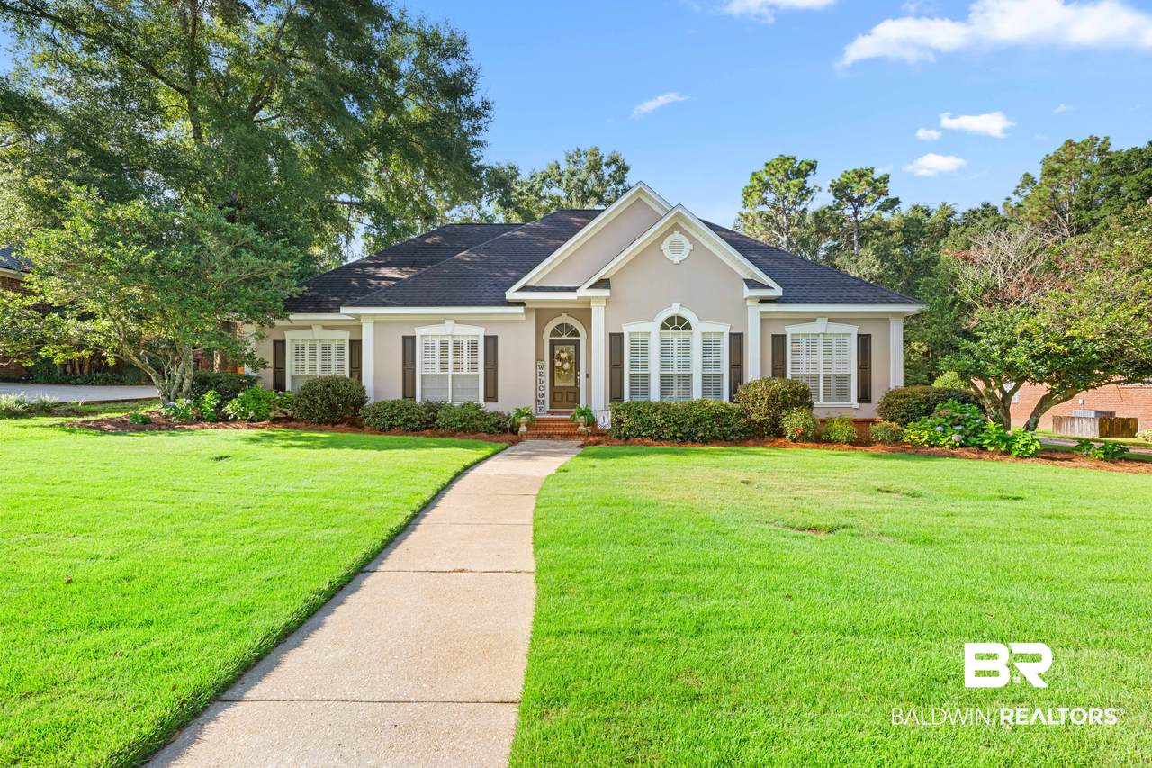 154 Easton Cir - Photo 1
