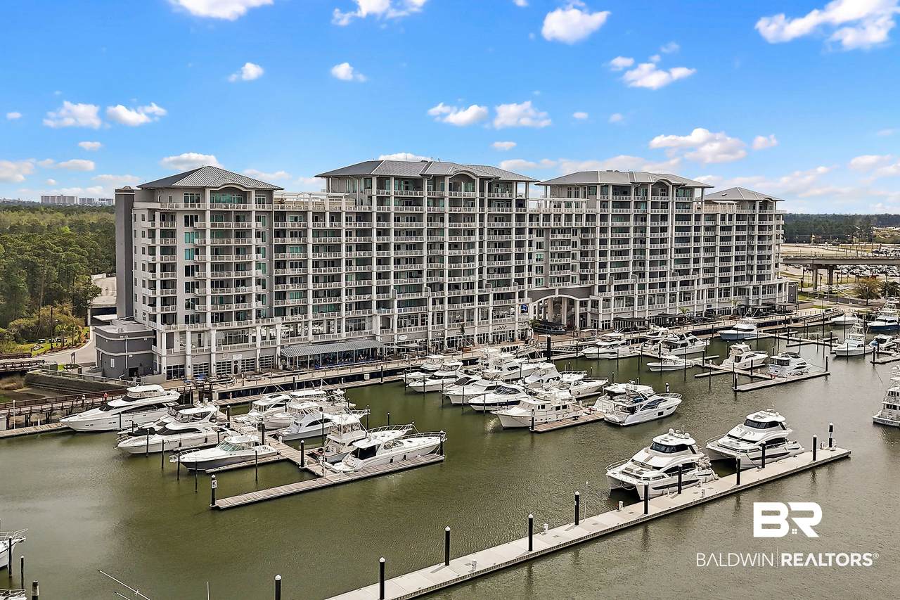 4851 Wharf - Photo 1