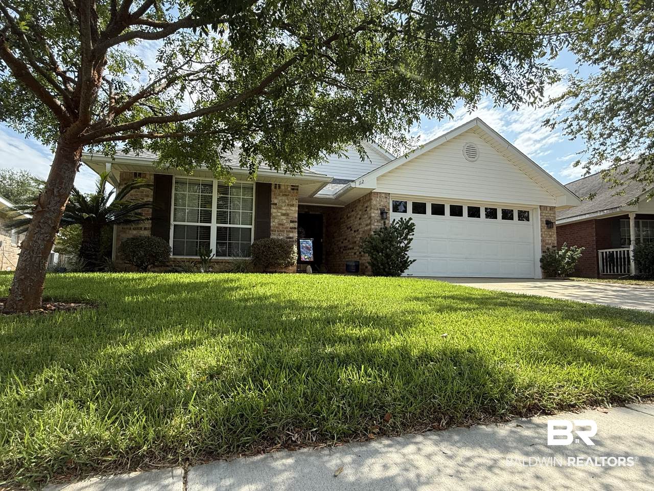 112 Kemper Ln - Photo 1