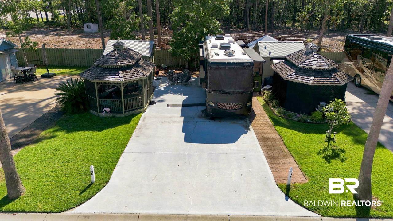 4650 Griffith Marina Road - Photo 1