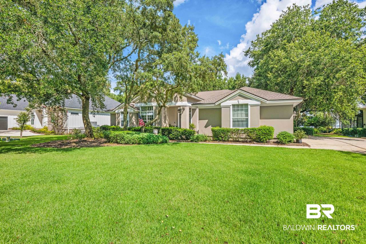 44 Bayside Court - Photo 1