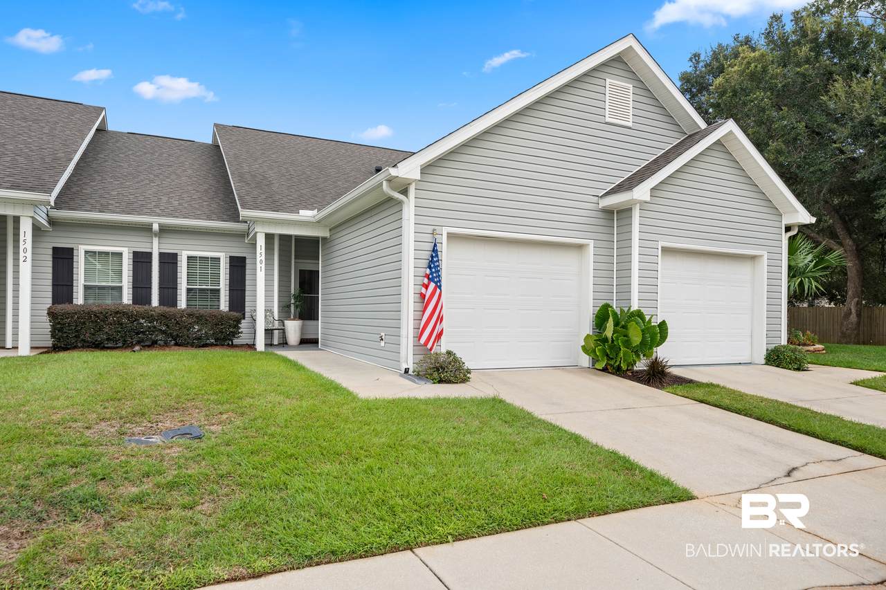 2651 Juniper Street - Photo 1