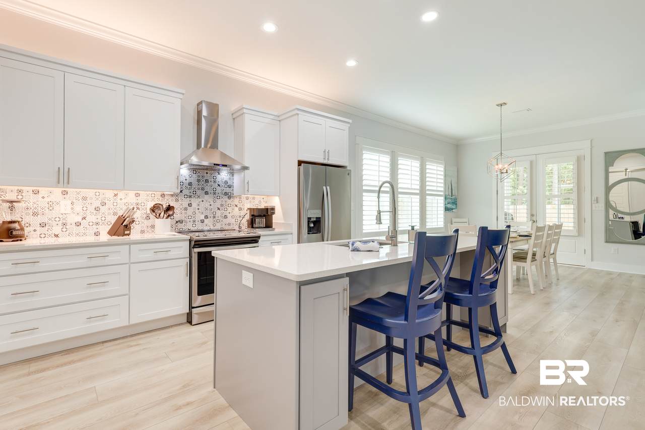 8133 Carmel Circle - Photo 1