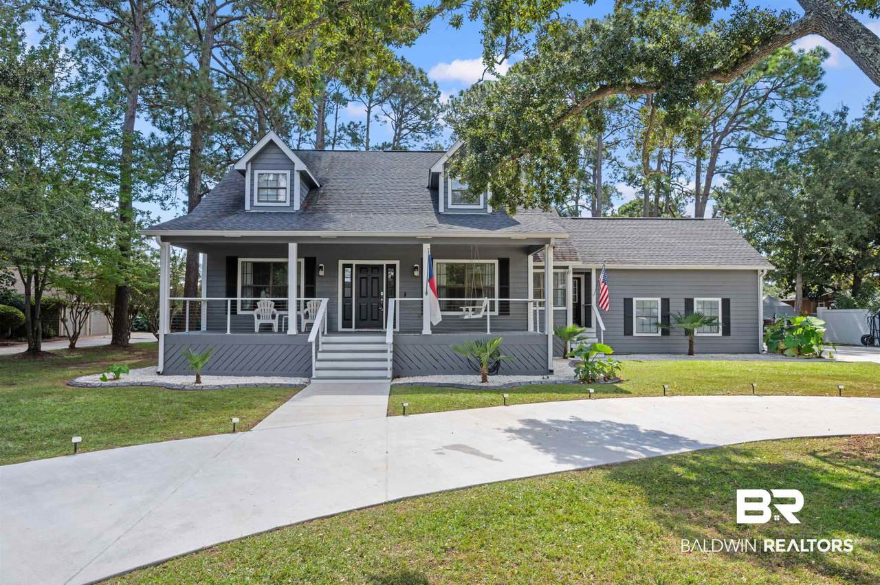 437 Wedgewood Drive - Photo 1