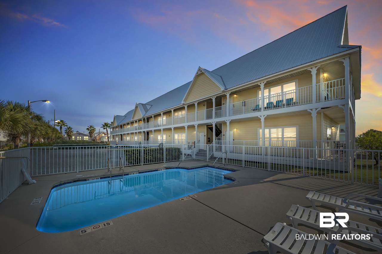 1485 Lagoon Ave - Photo 1