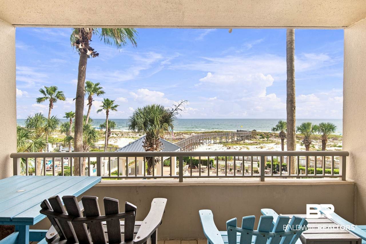 527 Beach Club Trail - Photo 1