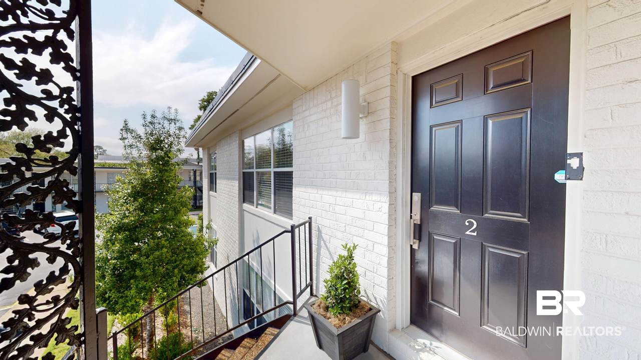 4009 Old Shell Road - Photo 1