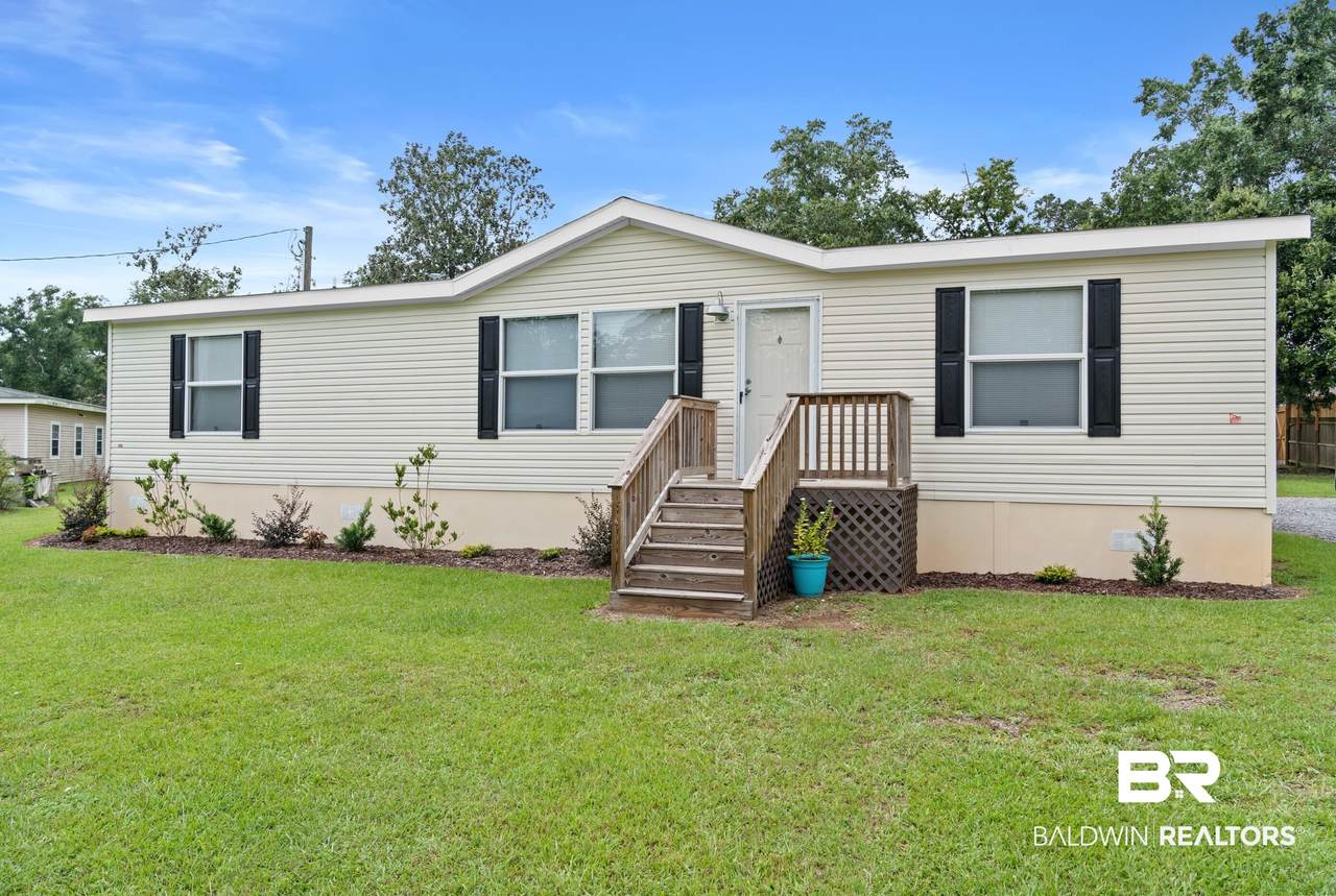 13059 4th St - Photo 1