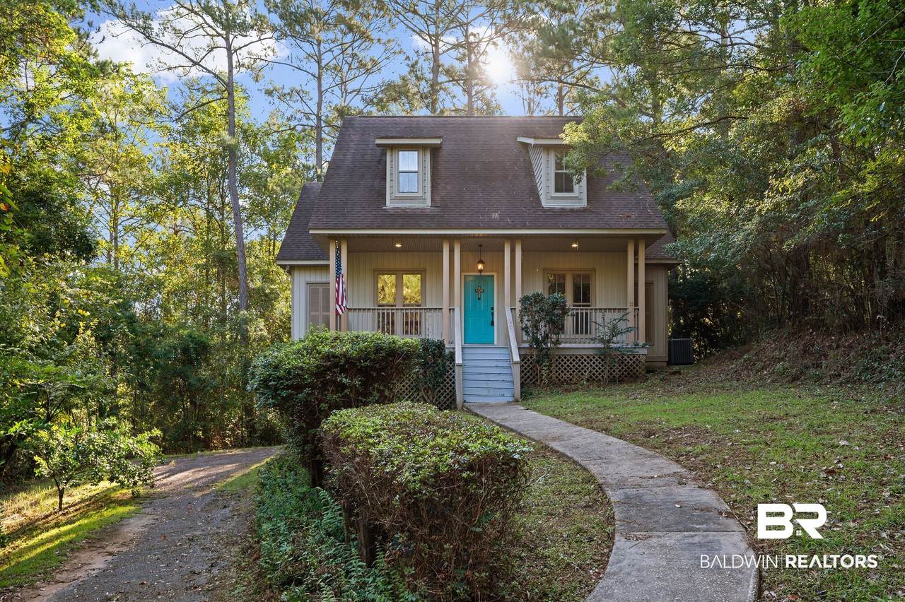 102 Bell Circle - Photo 1