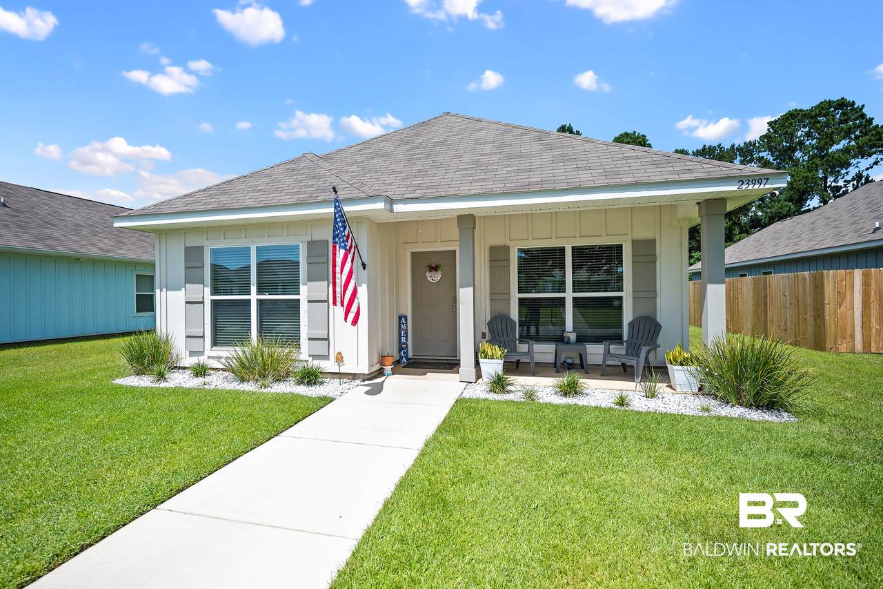 23997 Veranda Cir - Photo 1