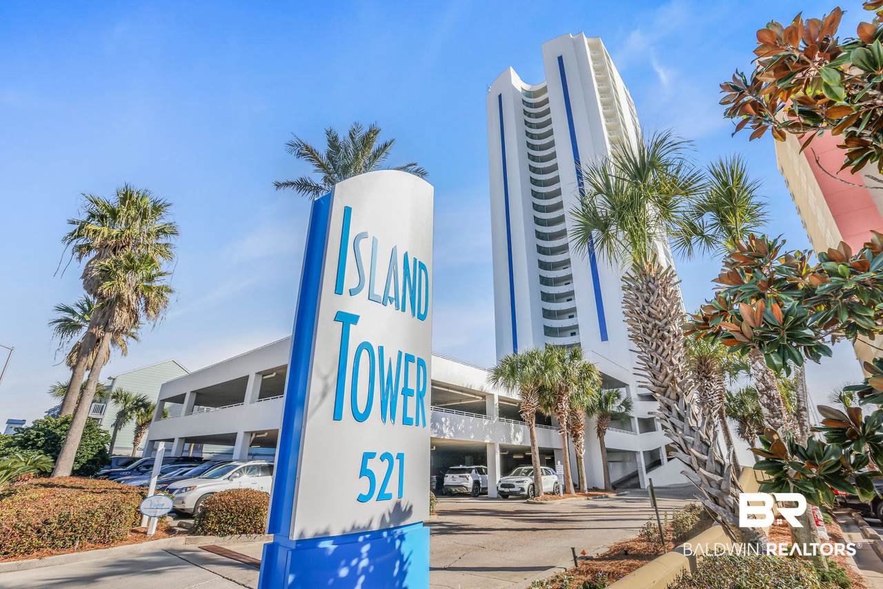 521 Beach Boulevard - Photo 1